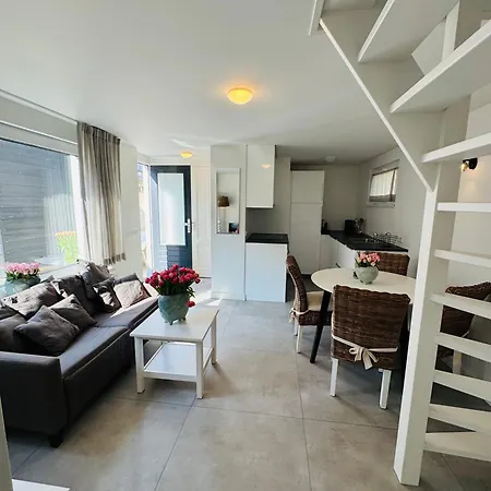 Zomerhuis Aurora Aan Zee *